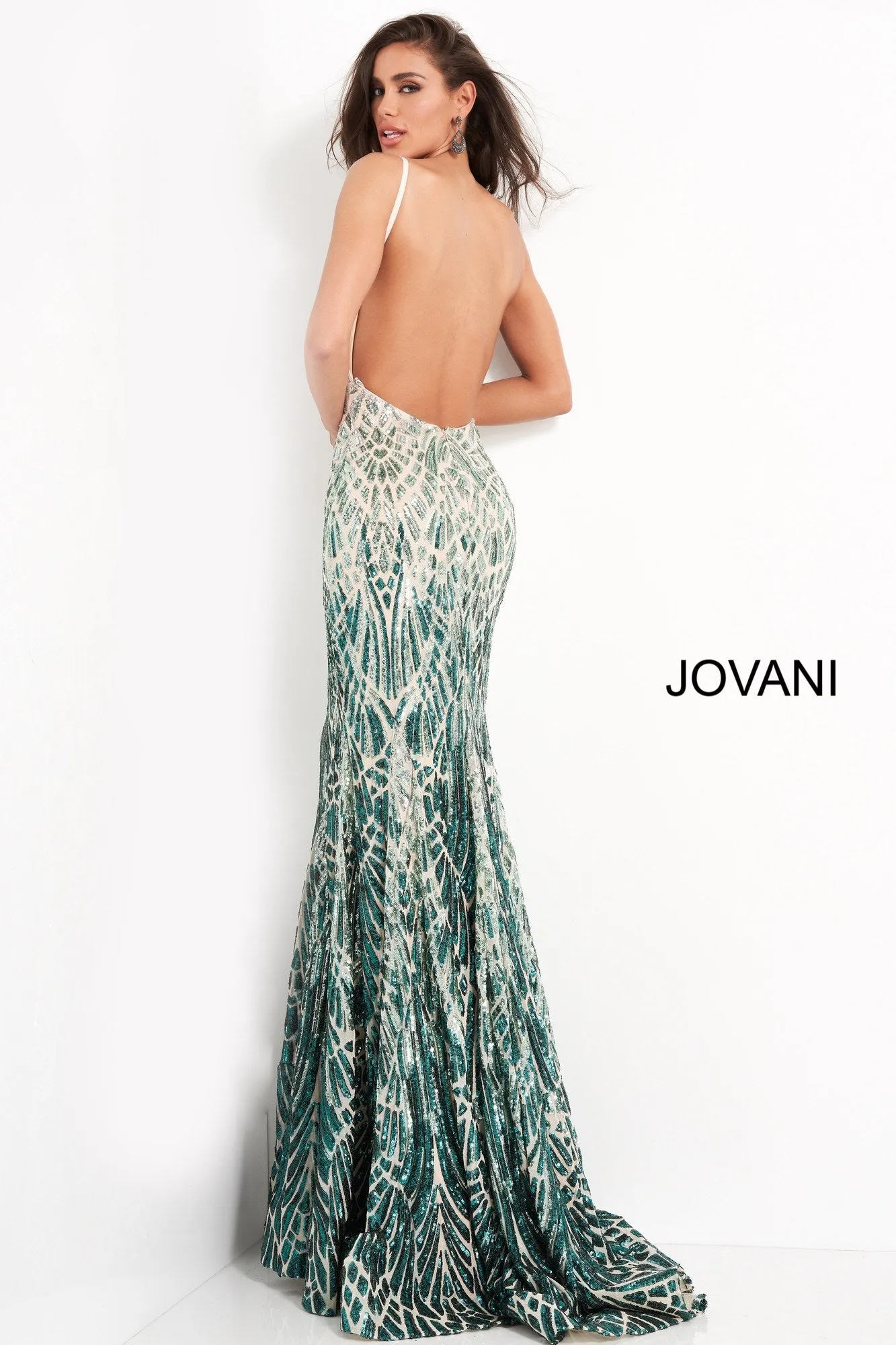 06450 JOVANI