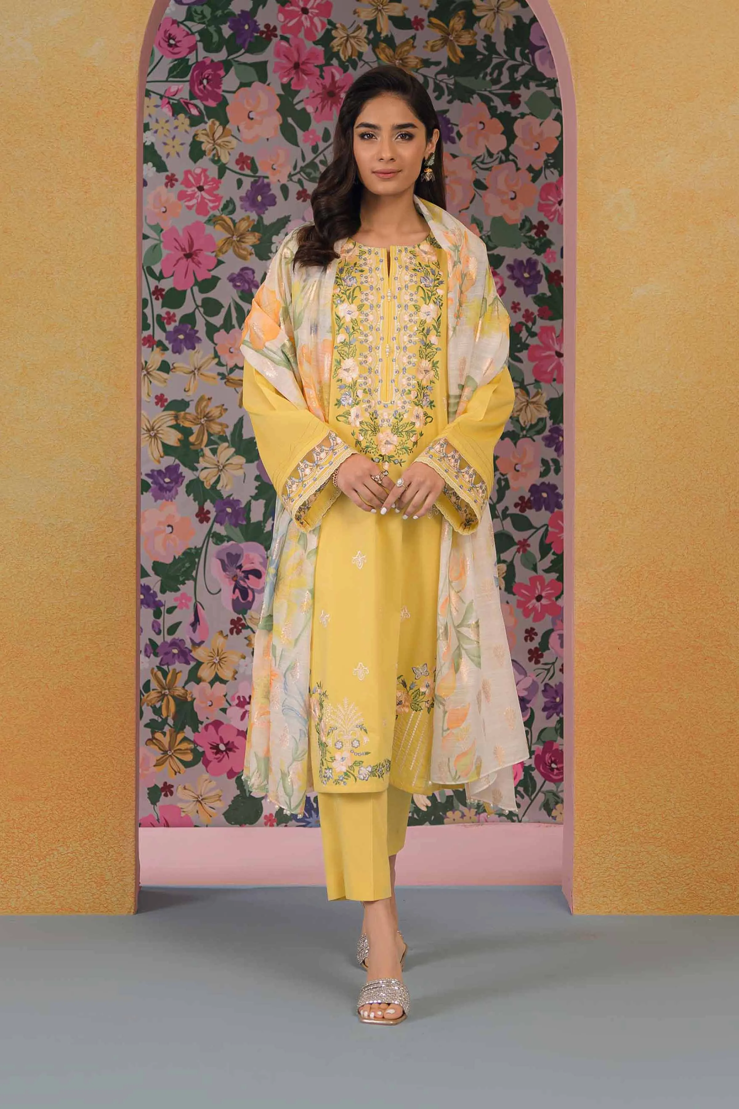 2 Piece - Embroidered Suit - 42301619