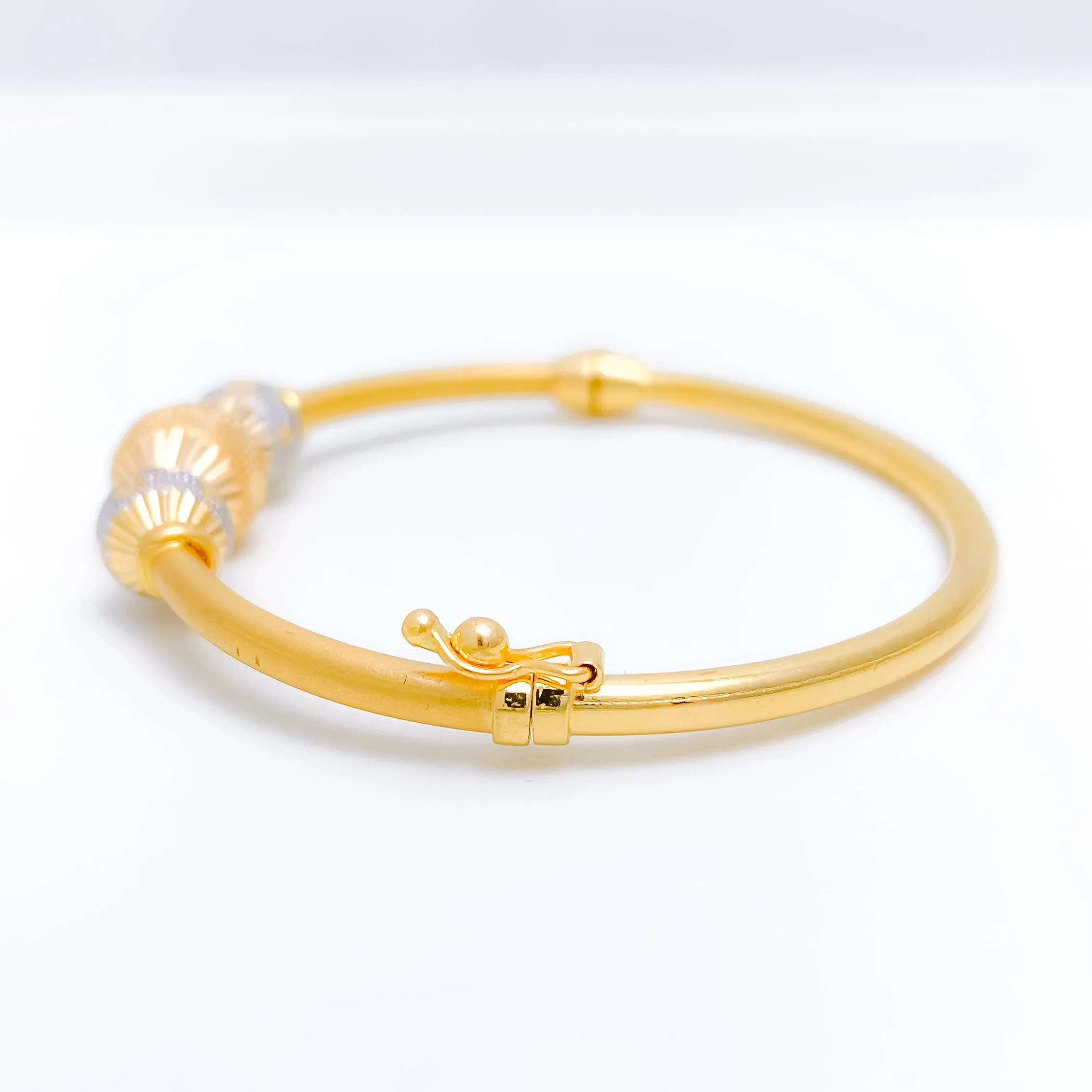 Accented Alternating Bead Bangle Bracelet