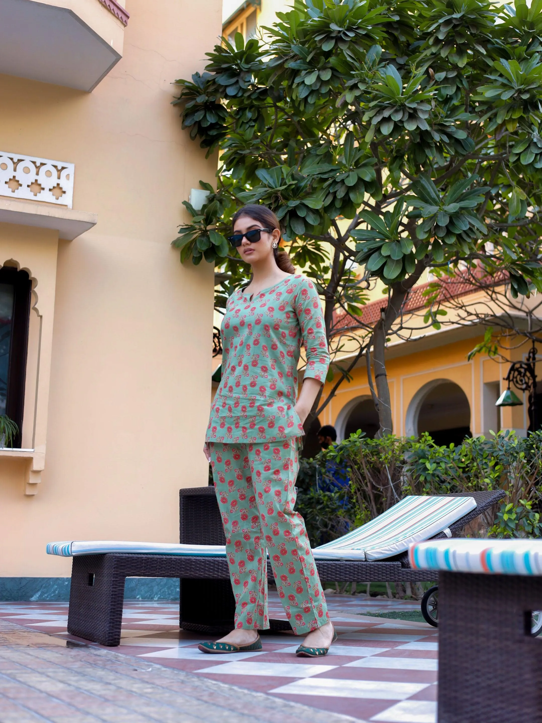 Divena Green Floral Print Cotton Night suit