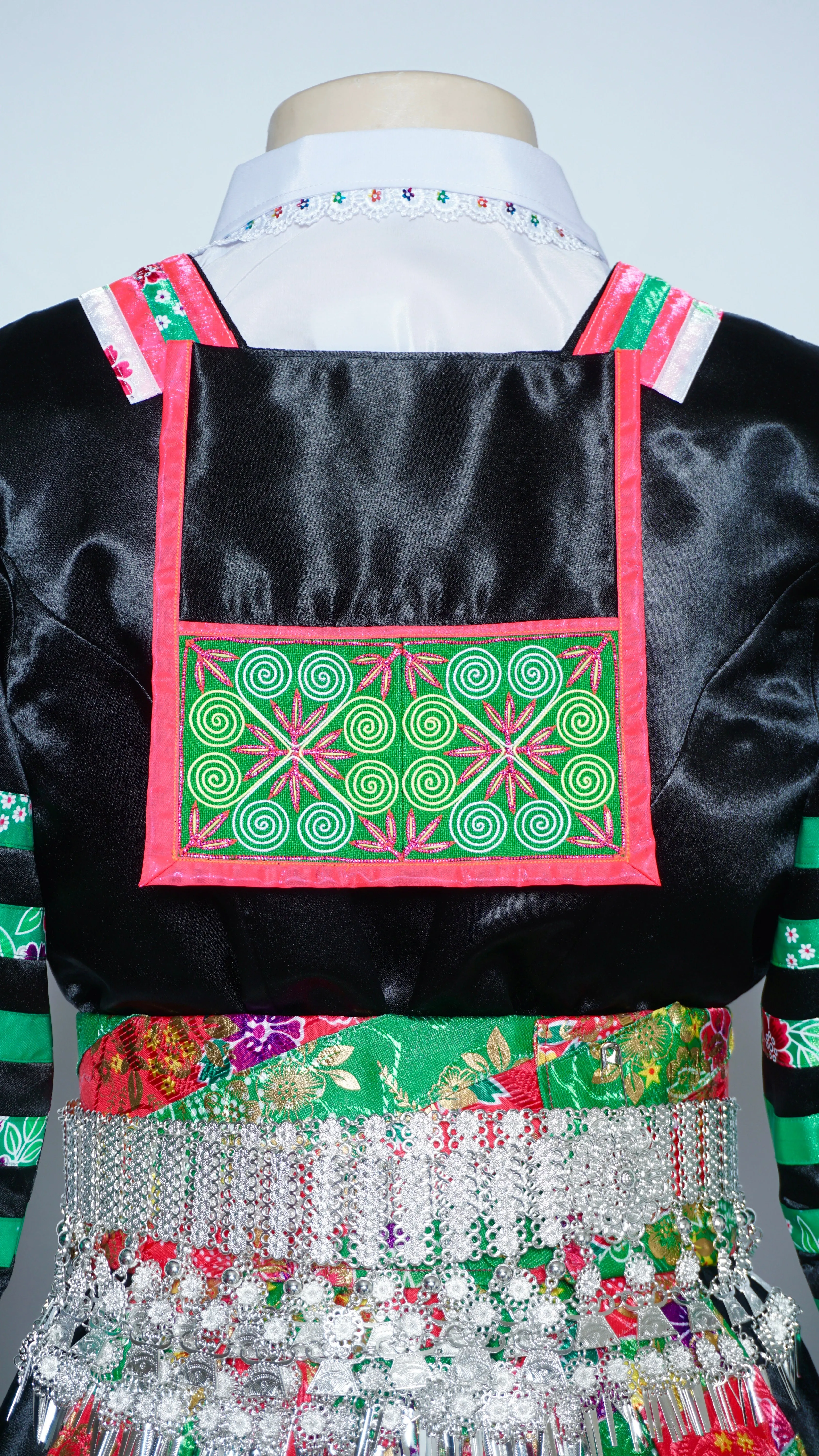 Hmong Txaij Green (36")