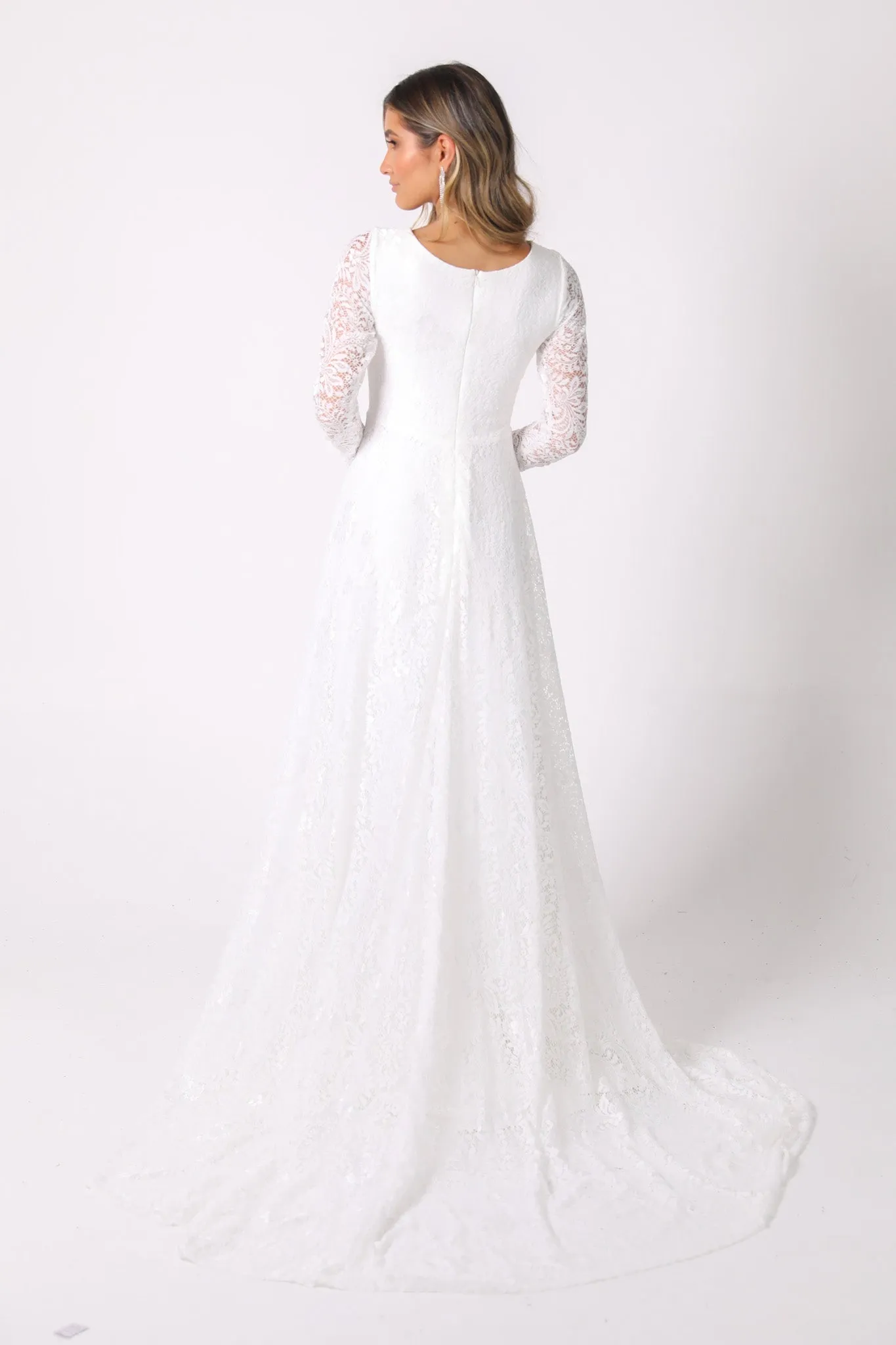 NISHA Long Sleeve A-Line Lace Gown - White