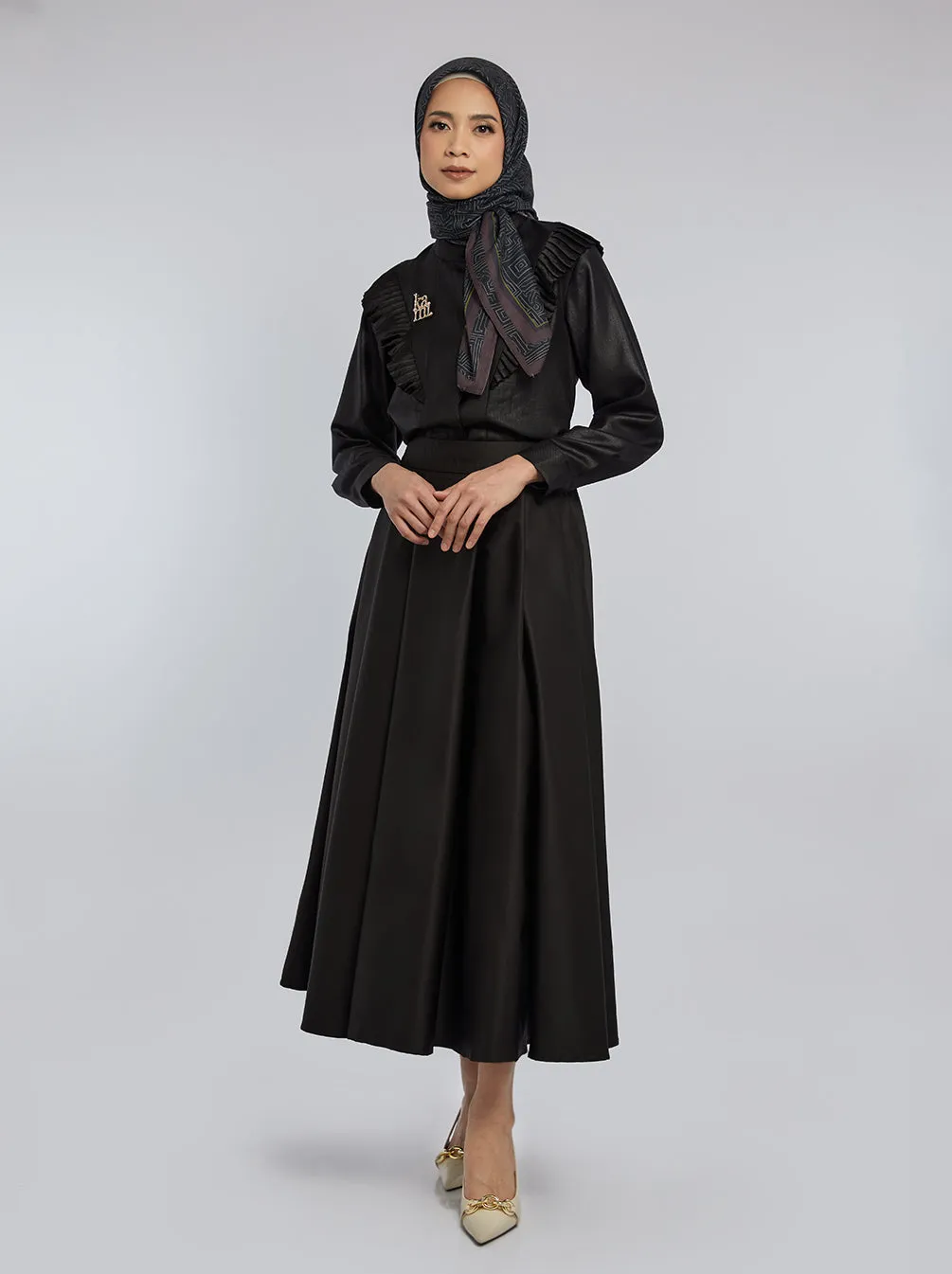 NURA SKIRT PLAIN BLACK