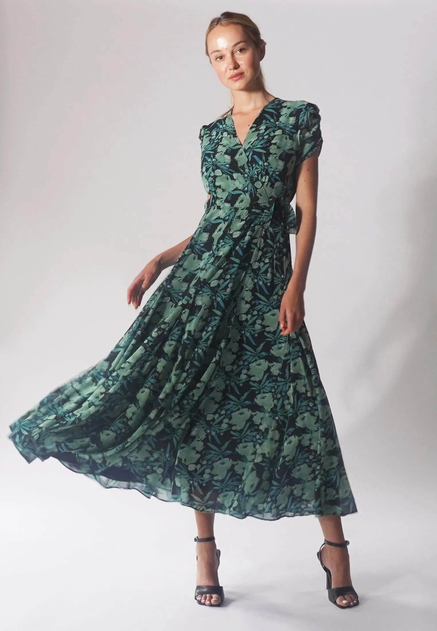 SOLSTICE MAXI DRESS PRIME GREEN